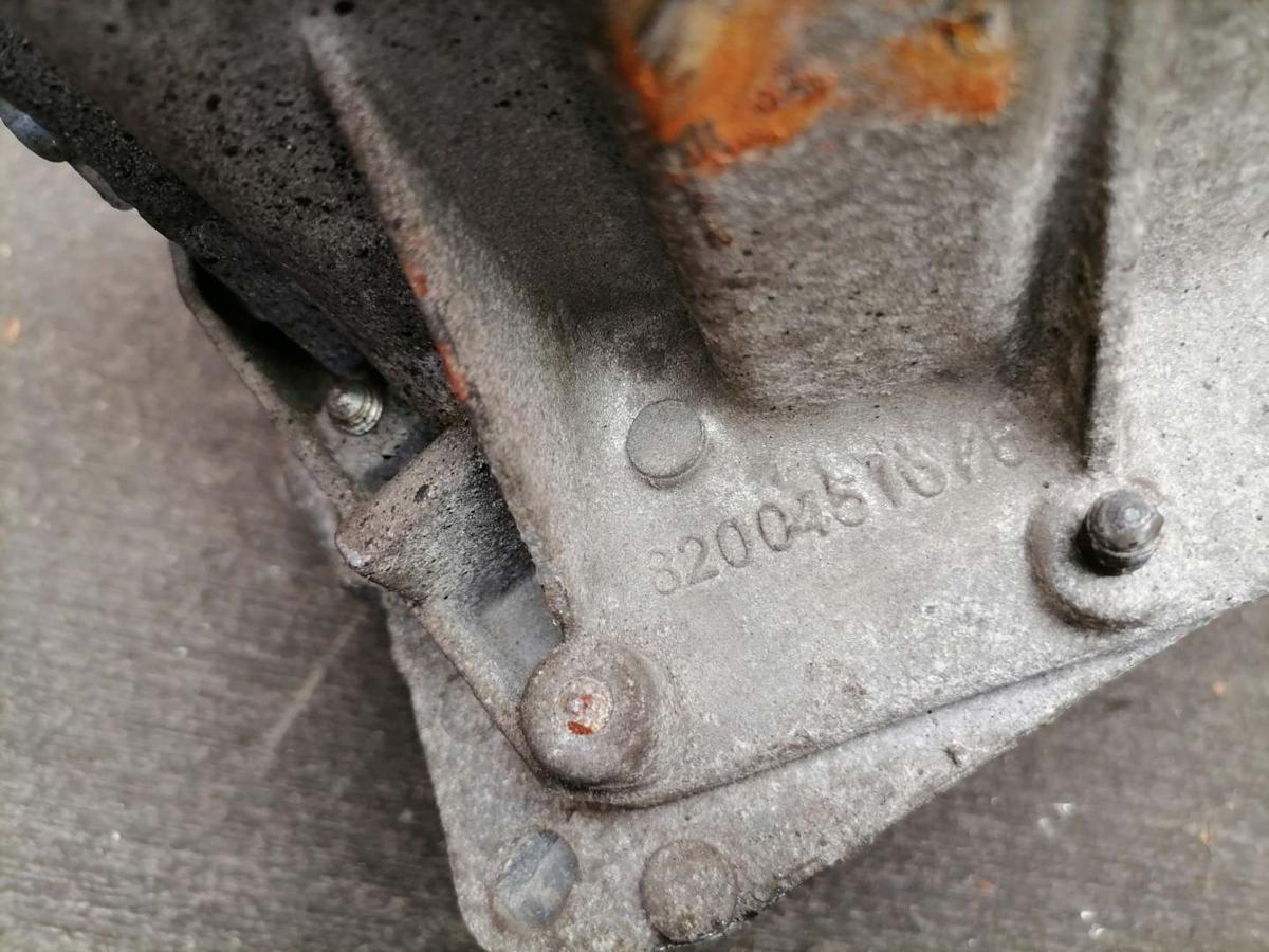 Dacia Sandero original 5 Gang Schaltgetriebe JH3052 1,6 64KW Bj.2008